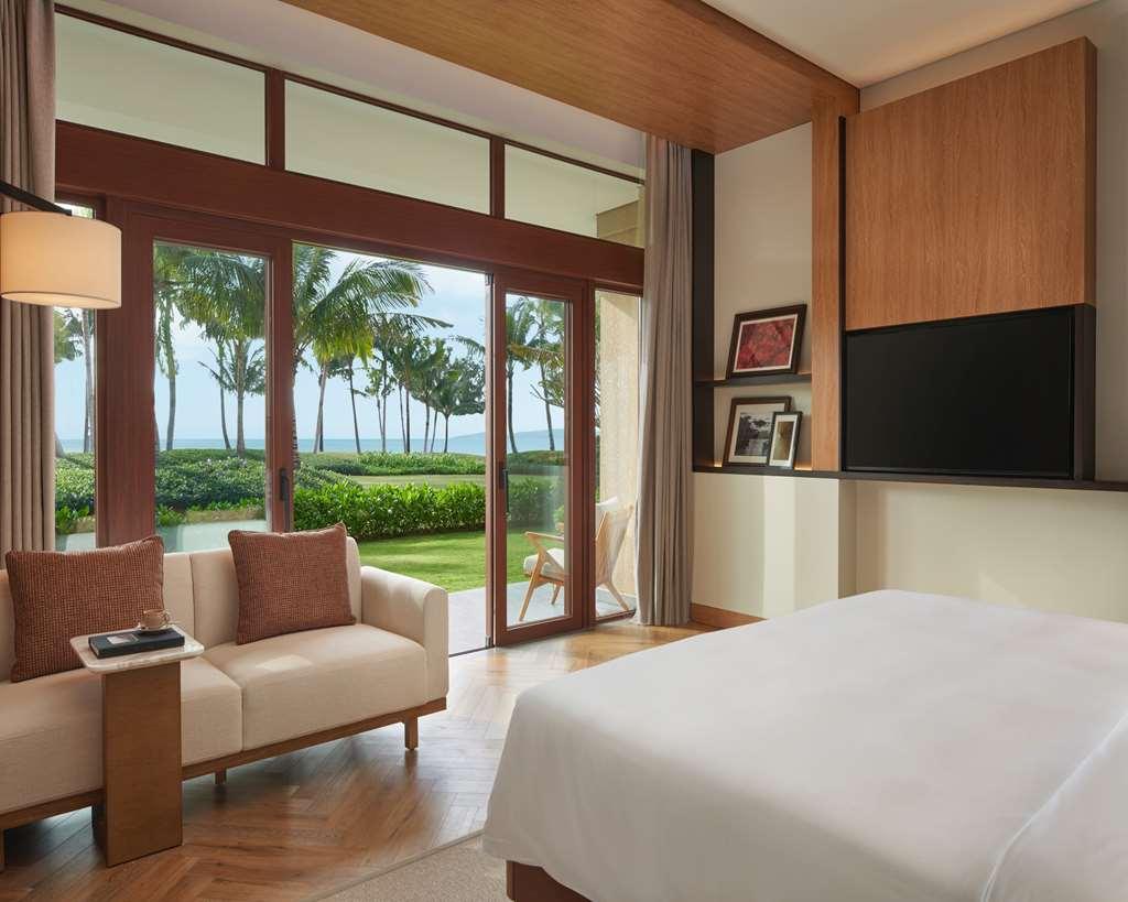 Hotel Grand Hyatt Shenzhou Peninsula Wanning Camera foto