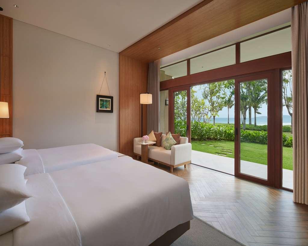 Hotel Grand Hyatt Shenzhou Peninsula Wanning Camera foto